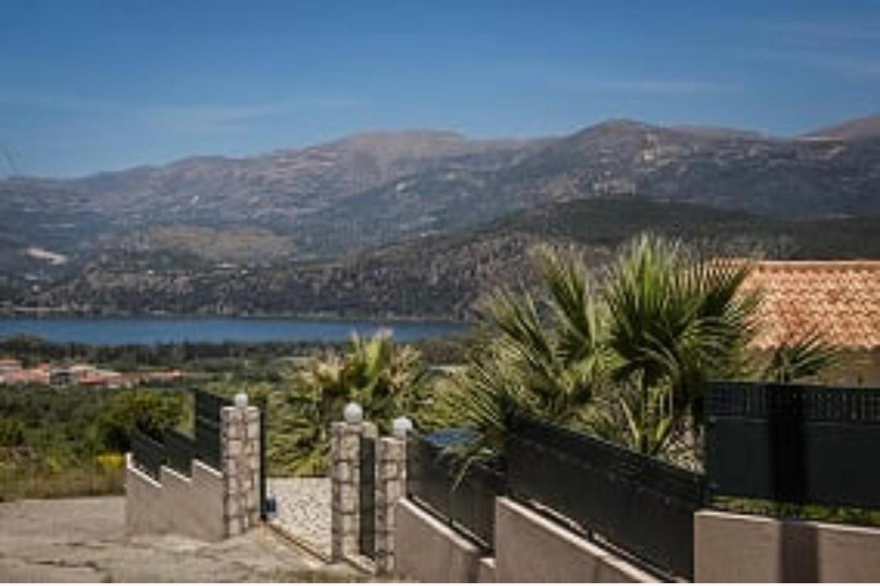 Peaceful House With An Awesome View Villa Khelmata Exterior photo